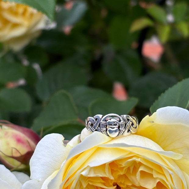 Sterling Silver Claddagh with Knotwork detail