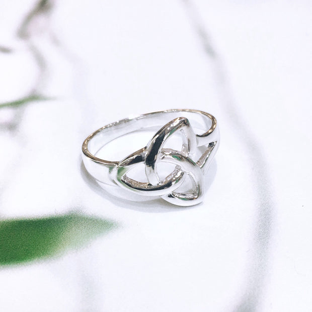 Sterling Silver Trinity Knot Ring